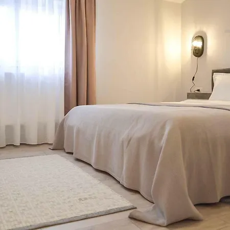 Vila White Tulip Alba Iulia Exterior photo